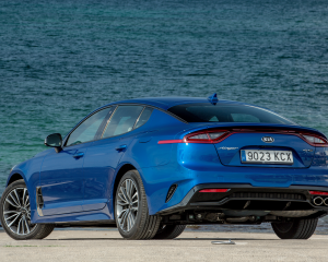 Kia Stinger Blue Static  (4)